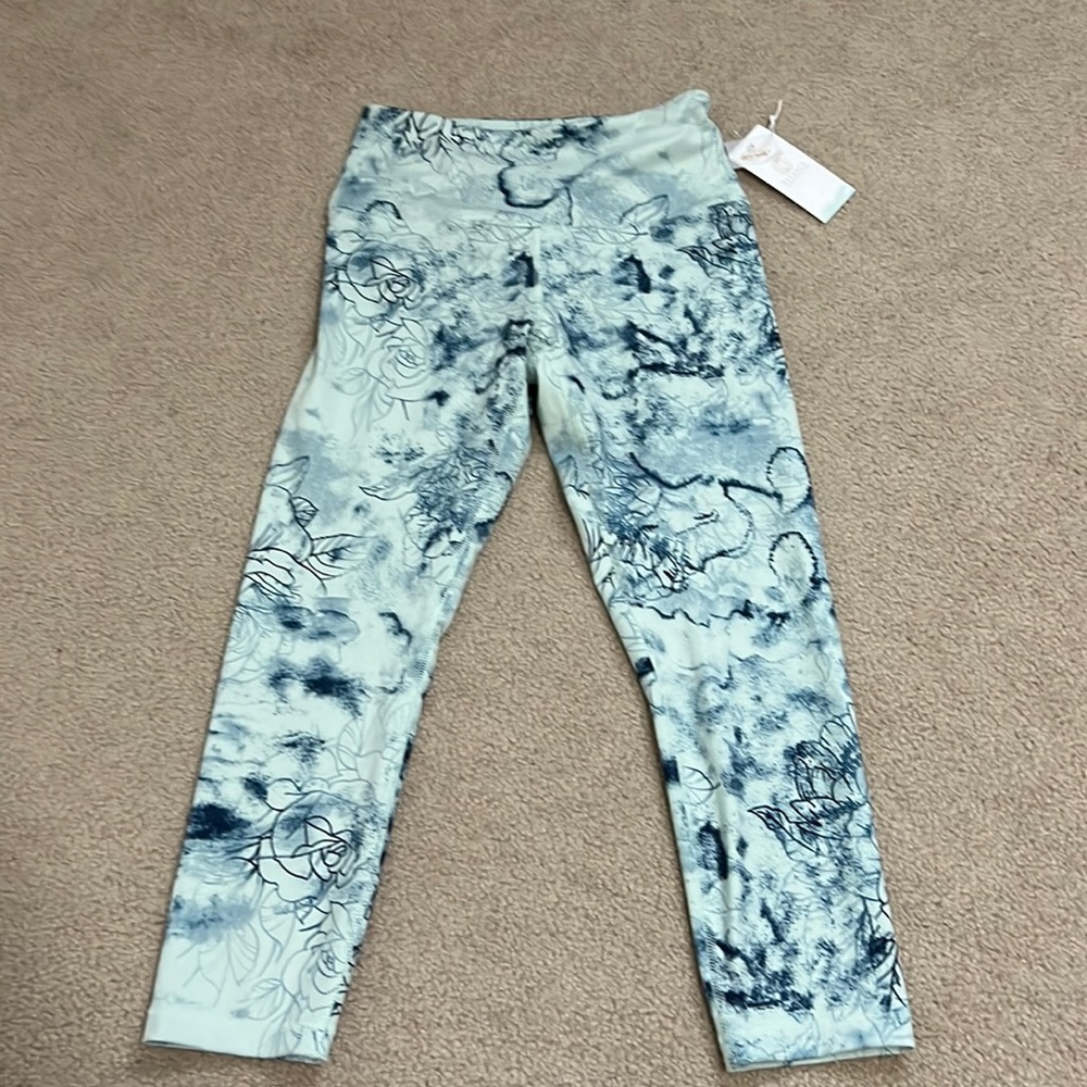 New With tags balance collection yoga leggings teal rose marble small